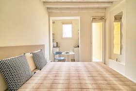 公寓 正在以 €1,800 的月租出租，其位于 Padova, Via del Santo