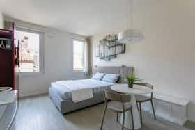 Appartement te huur voor € 1.800 per maand in Padova, Via del Santo
