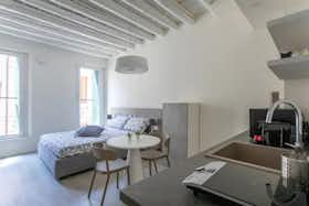 Wohnung zu mieten für 1.800 € pro Monat in Padova, Via del Santo