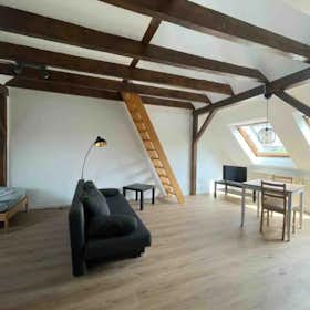 Studio à louer pour 1 580 €/mois à Bochum, Nordring
