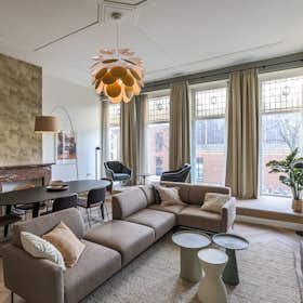 Apartment for rent for €2,600 per month in Groningen, Stoeldraaierstraat
