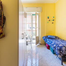 Private room for rent for €1,000 per month in Rome, Via Giulio Aristide Sartorio