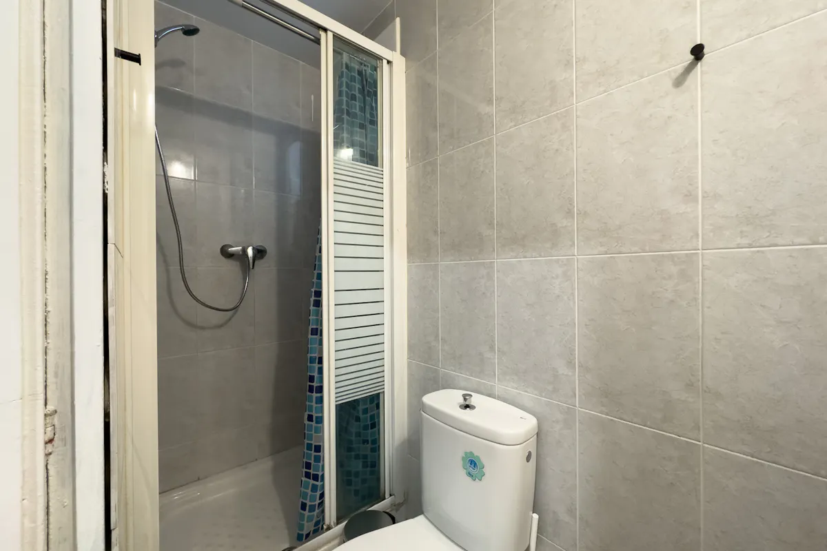 Private room in Carrer Nou de la Rambla, Barcelona (1300877) ROOM