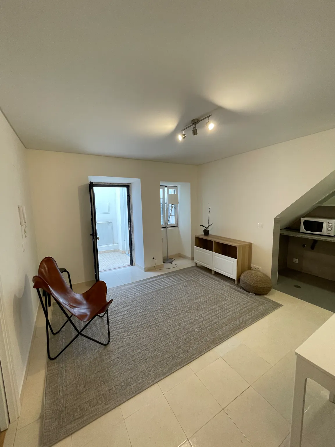 1-Bedroom Apartment in Rua Possidónio da Silva, Lisbon (1300890) ROOM 2