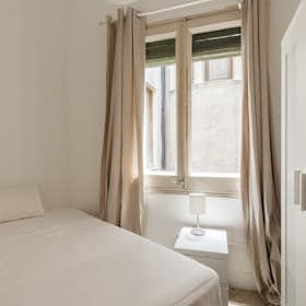 Private room for rent for €482 per month in Barcelona, Avinguda Diagonal