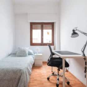 Приватна кімната за оренду для 250 EUR на місяць у Castelló de la Plana, Carrer d'Herrero