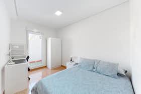 私人房间 正在以 €245 的月租出租，其位于 Castelló de la Plana, Carrer del Cronista Muntaner