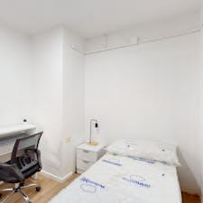 Private room for rent for €225 per month in Castelló de la Plana, Carrer Mestre Vives