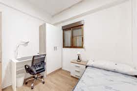 Приватна кімната за оренду для 205 EUR на місяць у Castelló de la Plana, Carrer de l'Arquitecte Ros