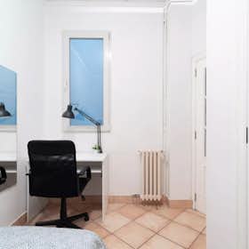 Private room for rent for €300 per month in Valencia, Carrer General San Martín