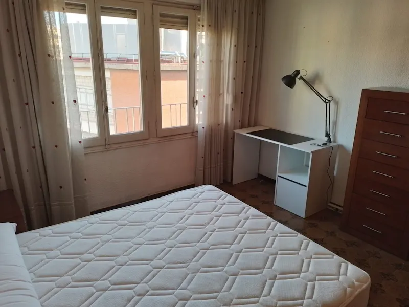 Avinguda de Pérez Galdós, Valencia - in Valencia