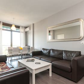 Apartment for rent for €2,500 per month in Barcelona, Passeig de Lluís Companys