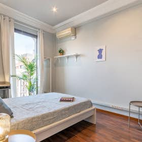 Private room for rent for €856 per month in Barcelona, Carrer de Balmes