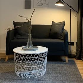 Lägenhet att hyra för 1 100 € i månaden i Neuss, Klarissenstraße