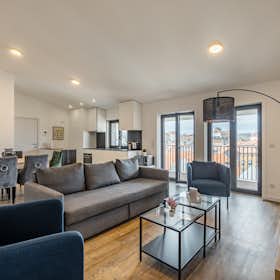 Apartment for rent for €1,750 per month in Vila Nova de Gaia, Rua do Pilar