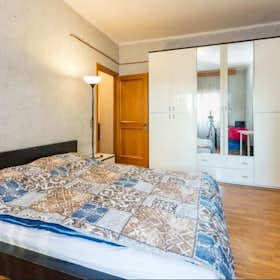 Private room for rent for €1,000 per month in Rome, Via Tiberio Imperatore