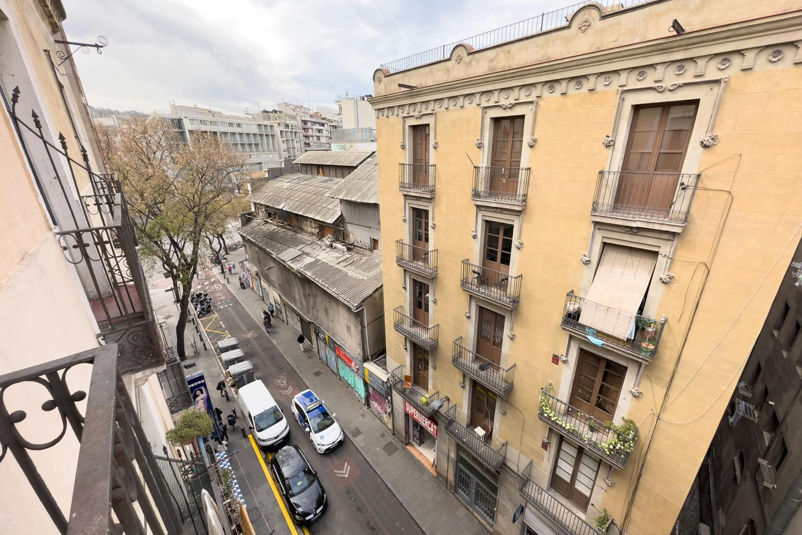 preview gallery tile