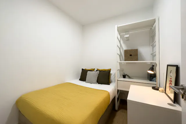 Private room in Carrer Nou de la Rambla, Barcelona (1301738) room image 1