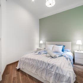 Private room for rent for €831 per month in Barcelona, Avinguda Diagonal