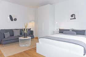 Appartement te huur voor € 850 per maand in Essen, Langenbeckstraße