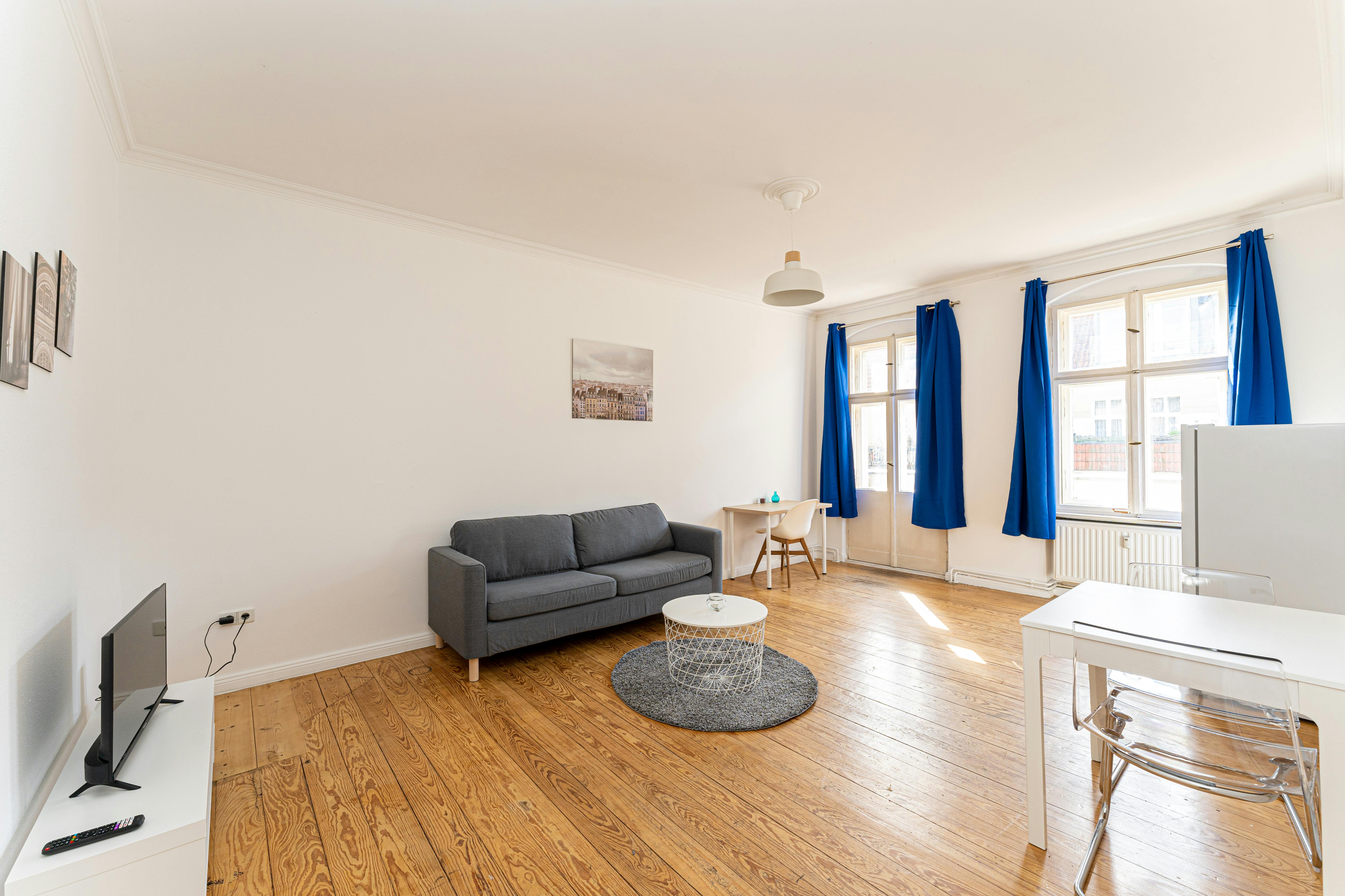 Apartment for rent for €1,425 per month in Berlin, Wühlischstraße