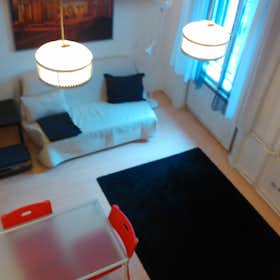 Studio for rent for HUF 213,708 per month in Budapest, Rákóczi tér
