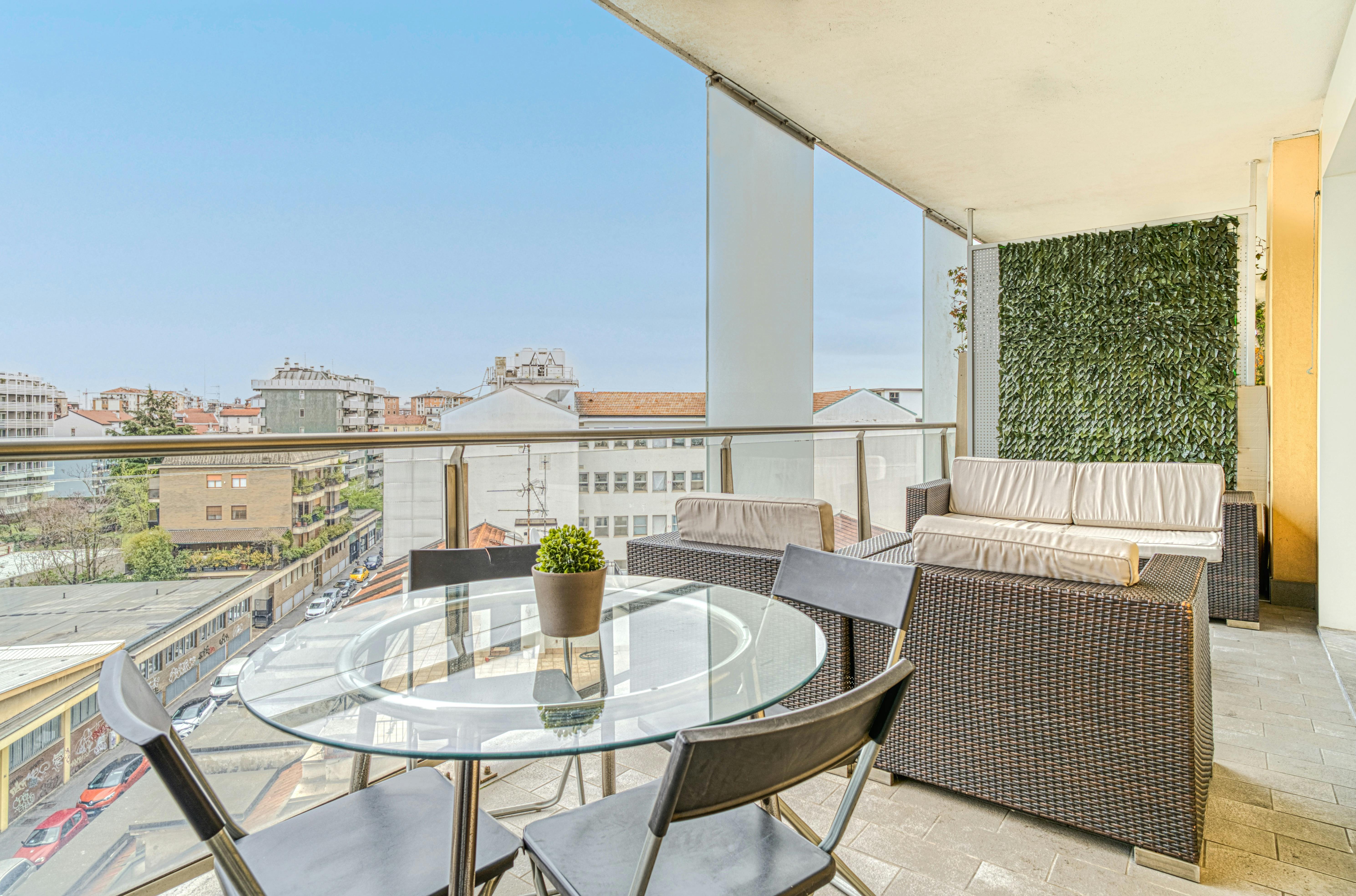 Via Imperia, Milan preview