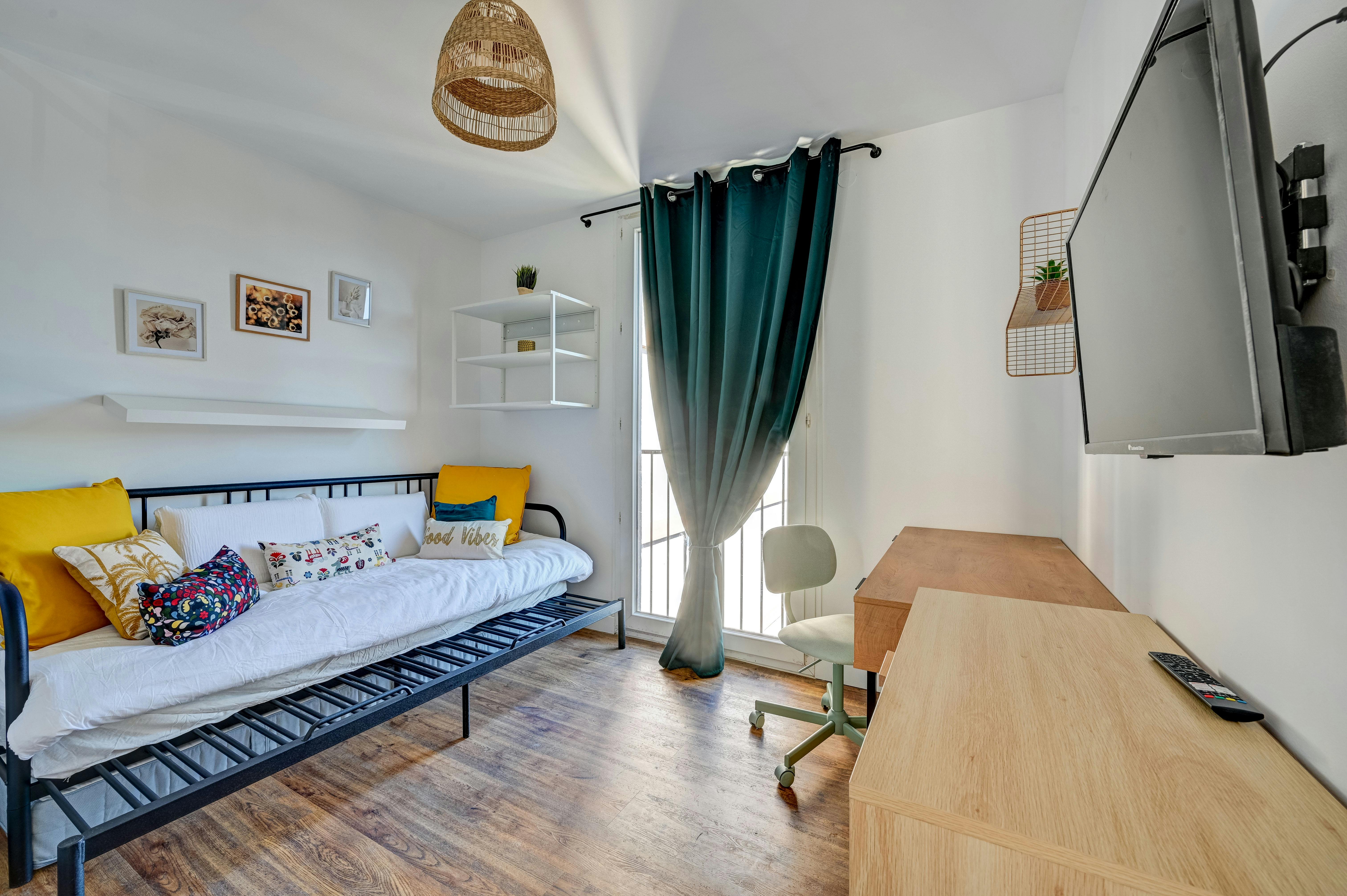 Private room for rent on Avenue de Saint-Julien, Marseille - Vue 4