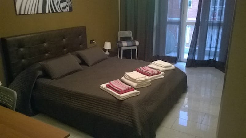 Apartment for rent for €1,200 per month in Turin, Via Oslavia