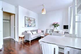 Apartment for rent for €1,712 per month in Paris, Rue Lucien Sampaix