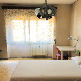 Private room for rent for €695 per month in Rome, Via Laurentina