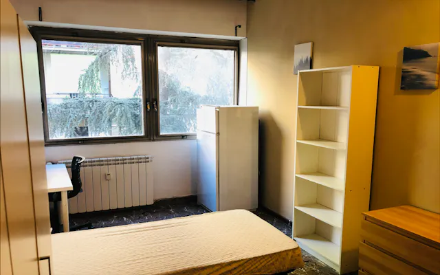 Shared room in Via Francesco Orestano, Rome (1306294) room image 2