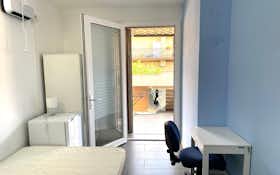 Приватна кімната за оренду для 495 EUR на місяць у Rome, Via di Carcaricola