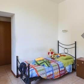 Спільна кімната за оренду для 380 EUR на місяць у Rome, Via Alessandro Brisse