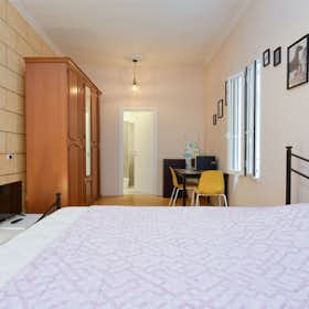 Private room for rent for €1,400 per month in Rome, Via Napoleone III