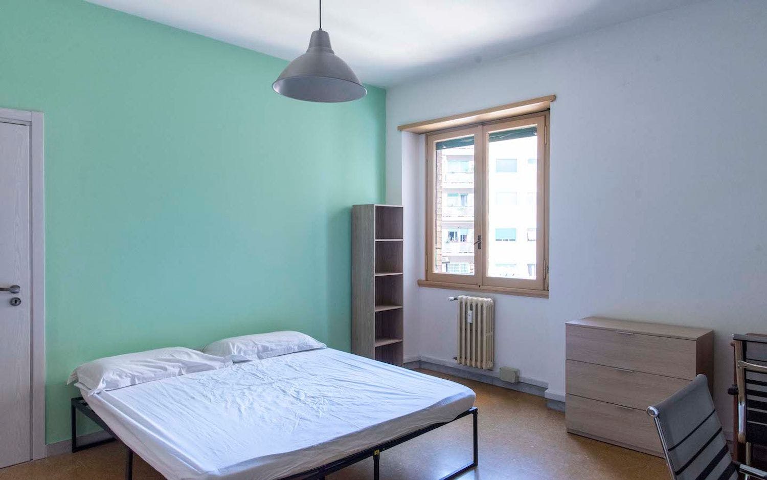 Private room for rent for €1,250 per month in Rome, Via Francesco Grimaldi