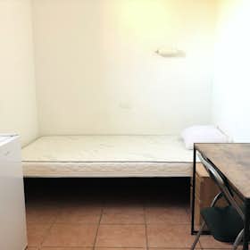 Private room for rent for €550 per month in Rome, Via Alessandro Brisse