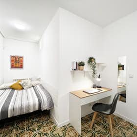 Private room for rent for €650 per month in Madrid, Calle del Dos de Mayo