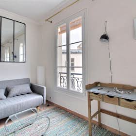 Estudio  for rent for 1308 € per month in Paris, Boulevard Diderot