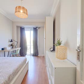 WG-Zimmer for rent for 450 € per month in Lisbon, Avenida São João de Deus