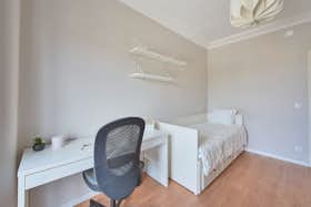 Private room for rent for €650 per month in Lisbon, Avenida São João de Deus