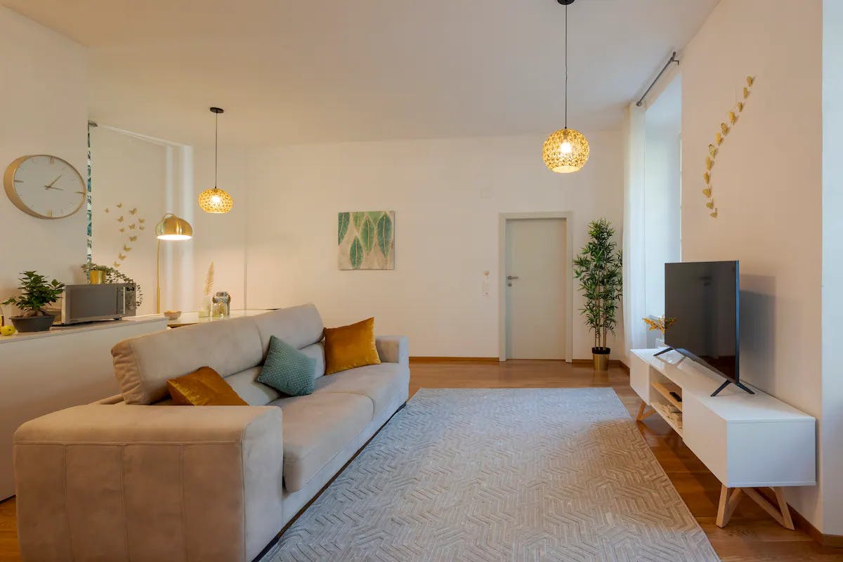 Apartment for rent for CHF 5,326 per month in Bellinzona, Vicolo al Sasso