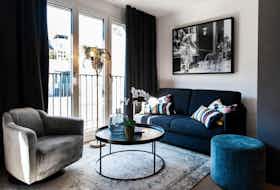 Квартира сдается в аренду за 7 162 CHF в месяц в Zürich, Baurstrasse