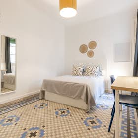 Private room for rent for €696 per month in Barcelona, Rambla de Prat