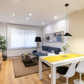 Apartment for rent for €1,750 per month in Barcelona, Passeig de Joan de Borbó