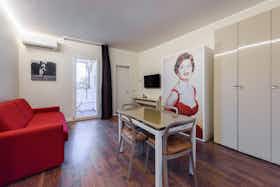Apartment for rent for €1,100 per month in Florence, Via Cittadella