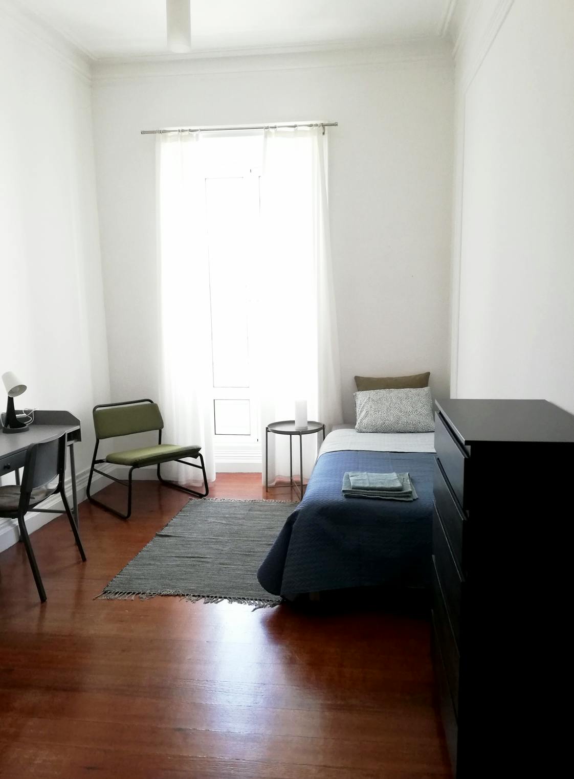 Private room for rent for €400 per month in Ponta Delgada, Rua do Aljube