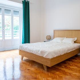 Private room for rent for €750 per month in Lisbon, Rua Rodrigo da Fonseca