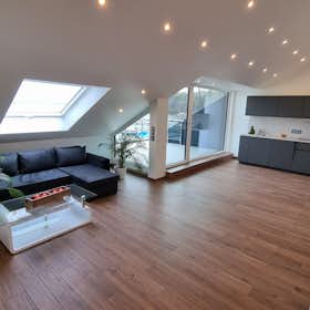 Apartment for rent for €1,699 per month in Berlin, Seddinpromenade