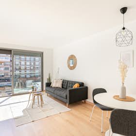 Apartment for rent for €1,490 per month in Barcelona, Carrer de Sardenya
